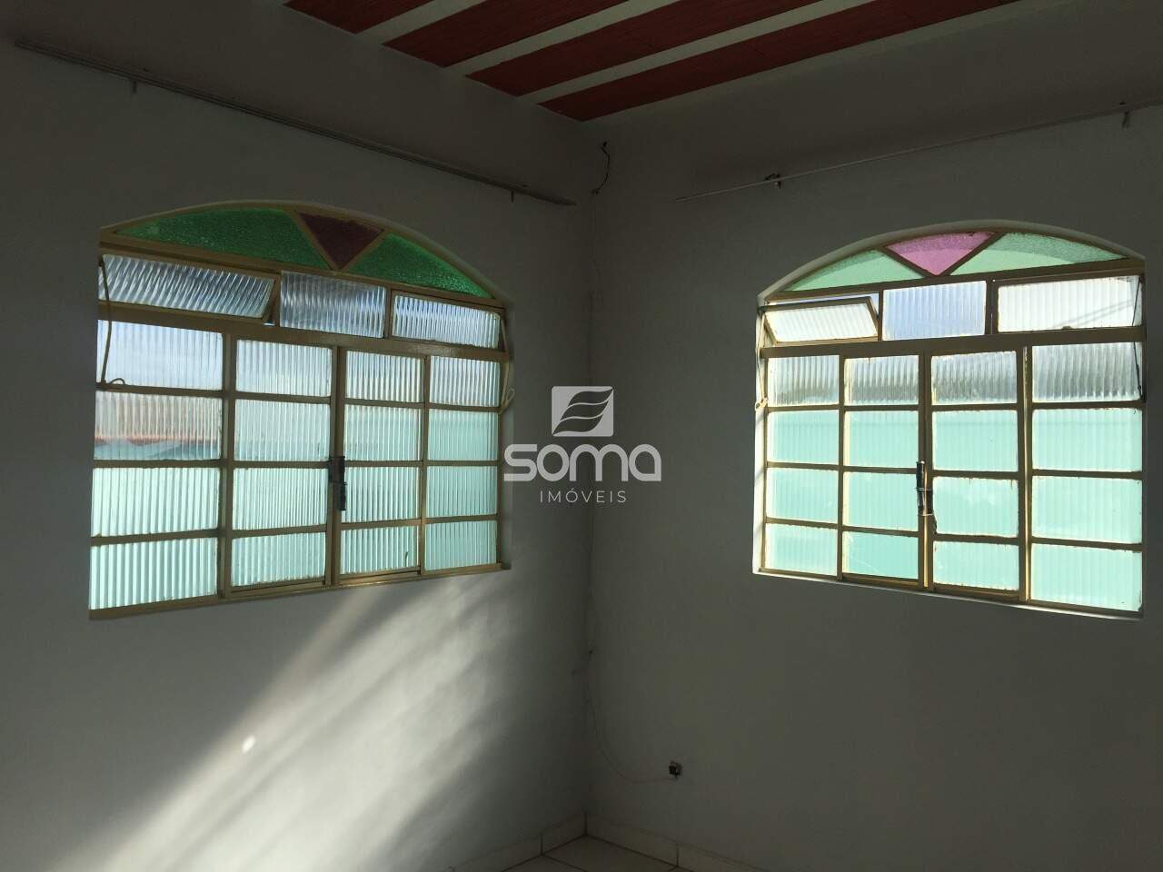Casa à venda no Caieiras: 